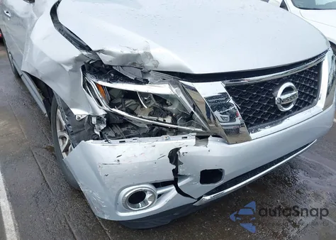 2015 Nissan Pathfinder Sv z USA, uszkodzony, nr VIN 5N1AR2MN6FC689914